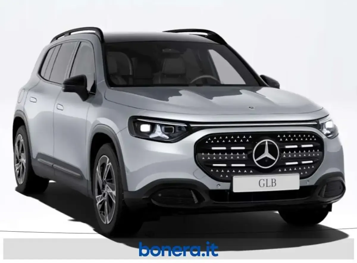 Nuova Mercedes GLB250 Advanced Plus 200 kW (272 CV) 2026 Argento hightech metallizzato SUV