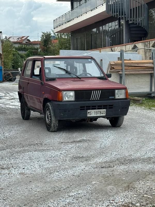 Usata Fiat 750 1986 Rosso Berlina