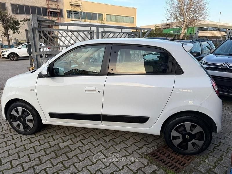 Usata Renault Twingo SE 69 CV (50 kW) 2015 Bianco Utilitaria
