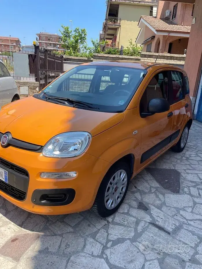 Usata Fiat Panda Easy 69 CV (50 kW) 2017 Arancione Utilitaria