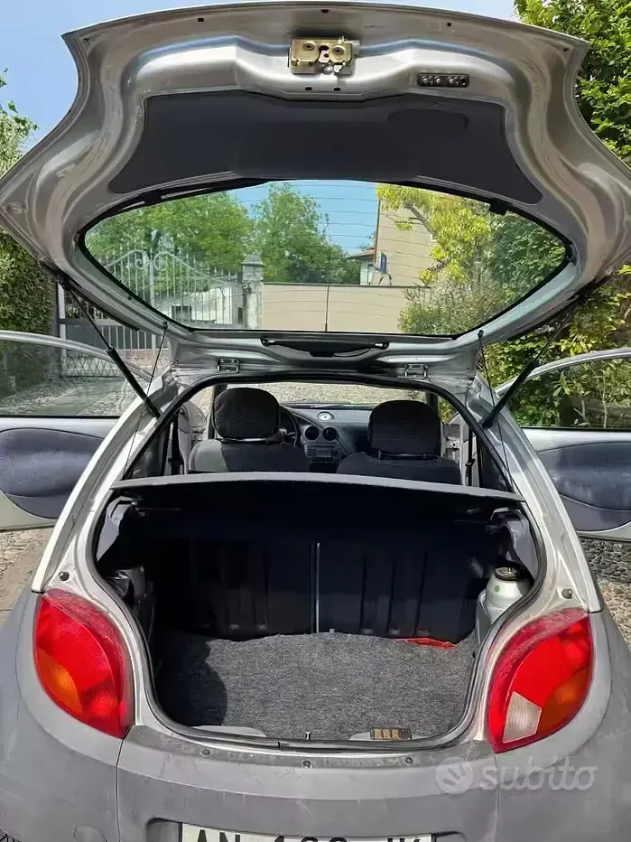 Usata Ford Ka 60 CV (44 kW) 1997 Grigio Utilitaria