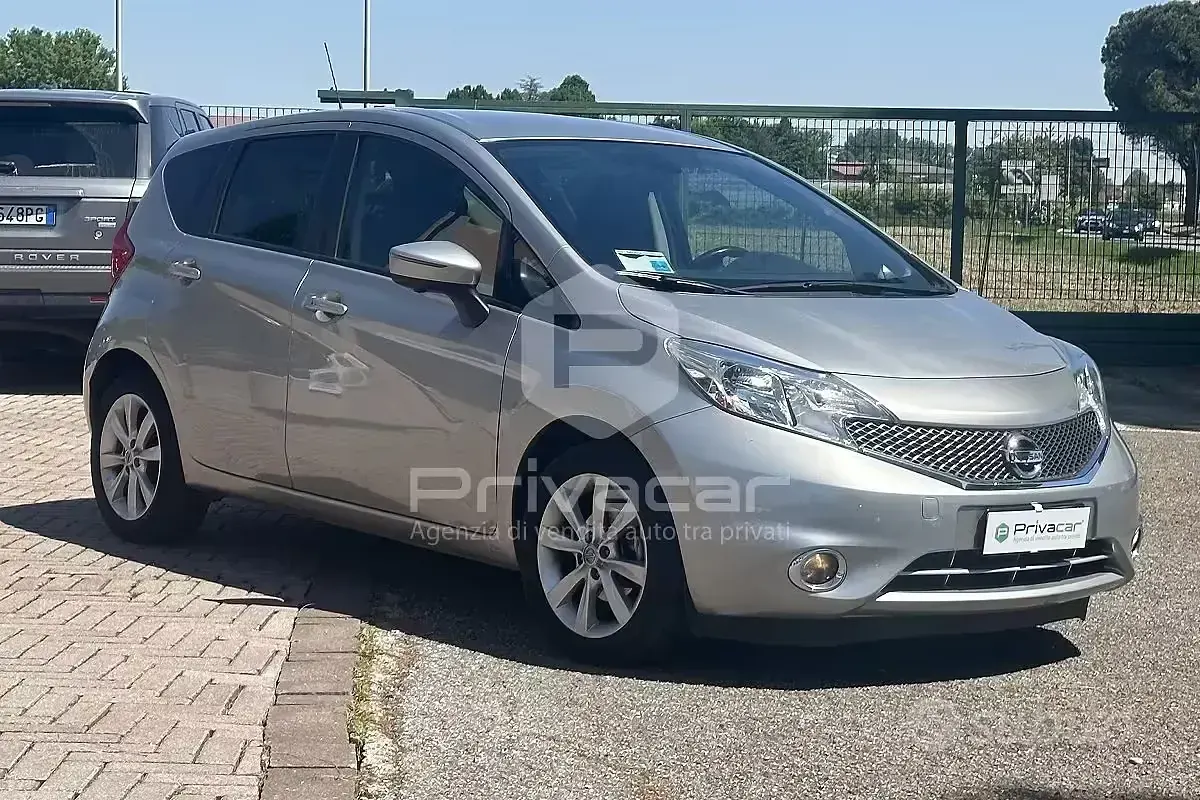 Usata Nissan Note Tekna 90 CV (66 kW) 2014 Grigio Utilitaria