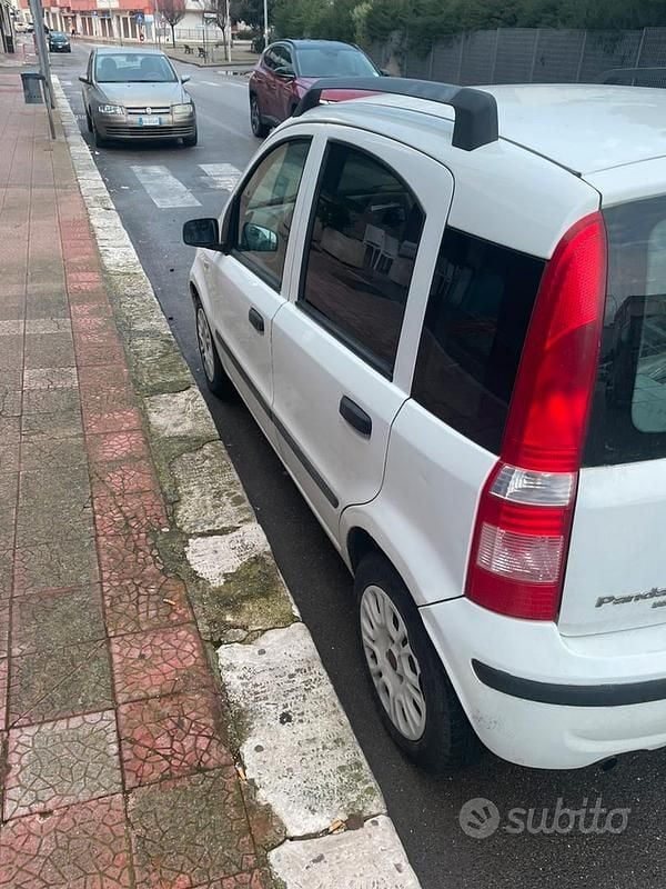 Usata Fiat Panda 45 CV (33 kW) 2004 Bianco Utilitaria