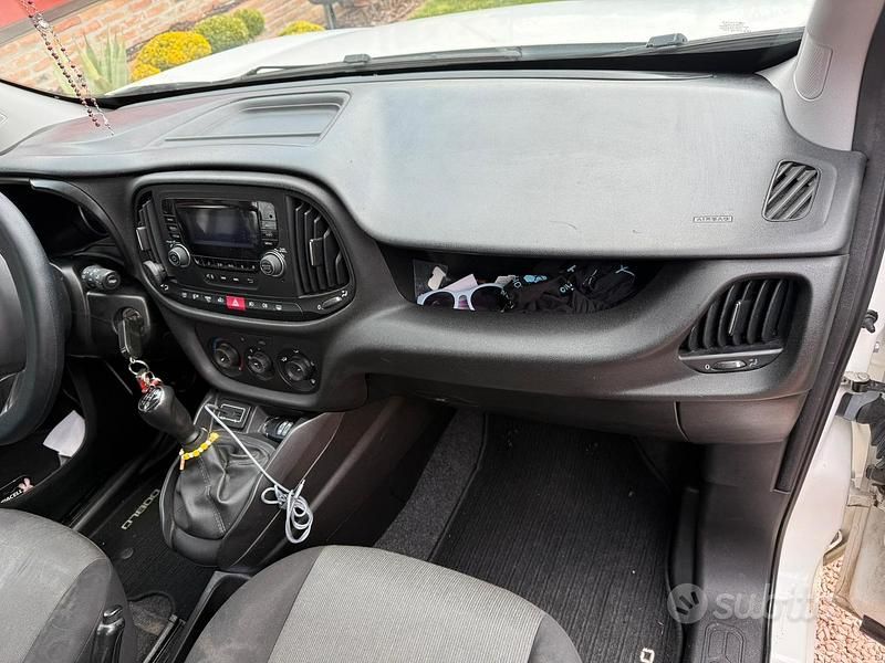 Usata Fiat Doblò 2015 Bianco Monovolume