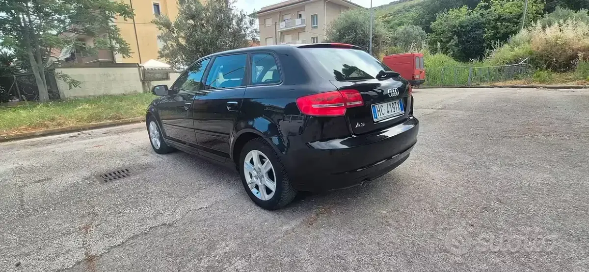 Usata Audi A3 90 CV (66 kW) 2012 Nero Utilitaria
