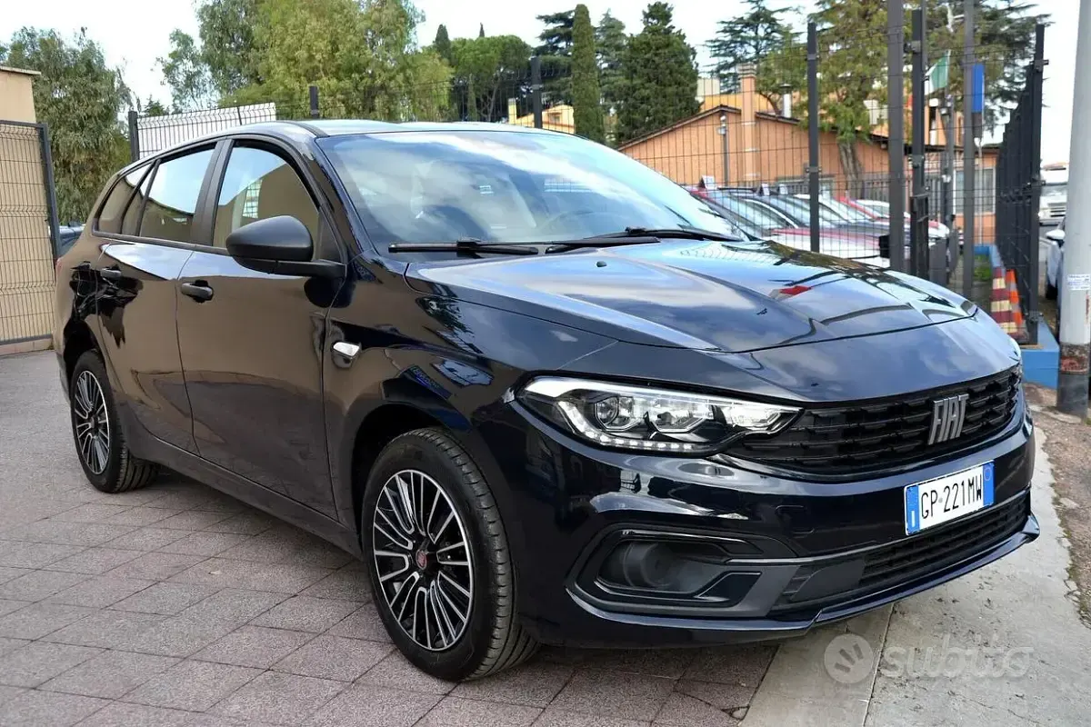 Usata Fiat Tipo 131 CV (96 kW) 2023 Nero Station wagon
