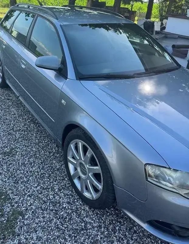 Usata Audi A4 Ambiente 90 CV (66 kW) 2001 Station wagon