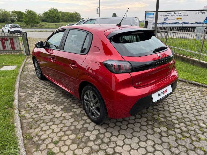 Usata Peugeot 208 Active 75 CV (55 kW) 2021 Rosso elixir Utilitaria