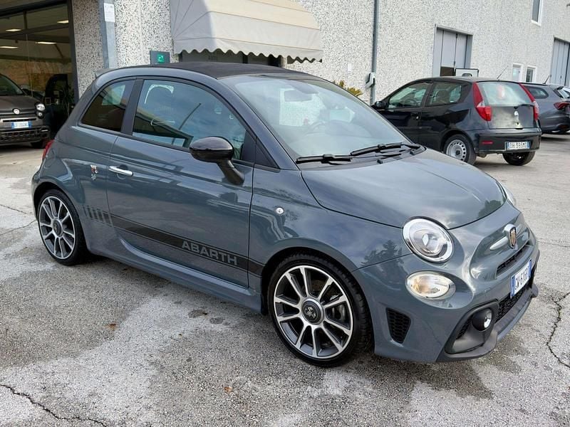 Usata Abarth 595C Turismo 165 CV (121 kW) 2021 Grigio Cabrio