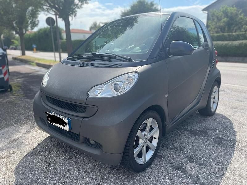 Usata 2009 Smart ForTwo Coupé Coupé | 3700 € (Buon prezzo) - Immagine 1/4