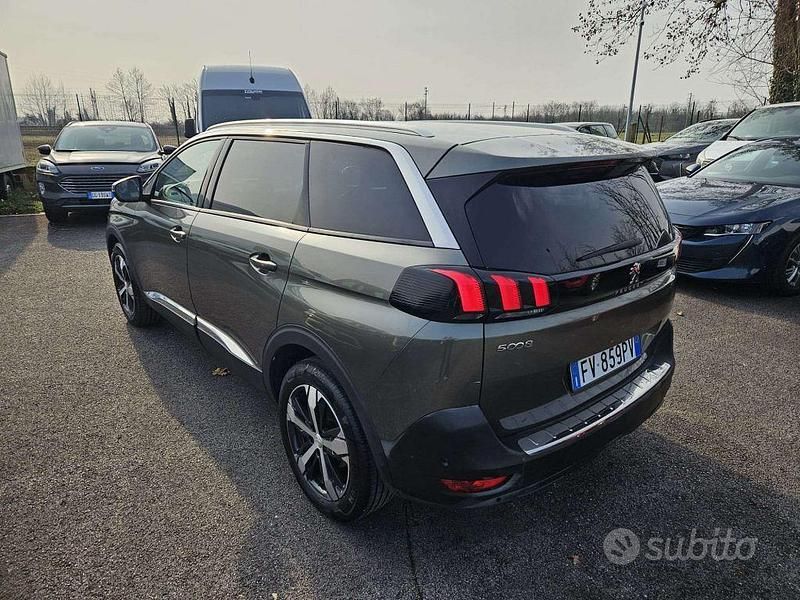 Usata Peugeot 5008 Allure 131 CV (96 kW) 2019 Grigio SUV