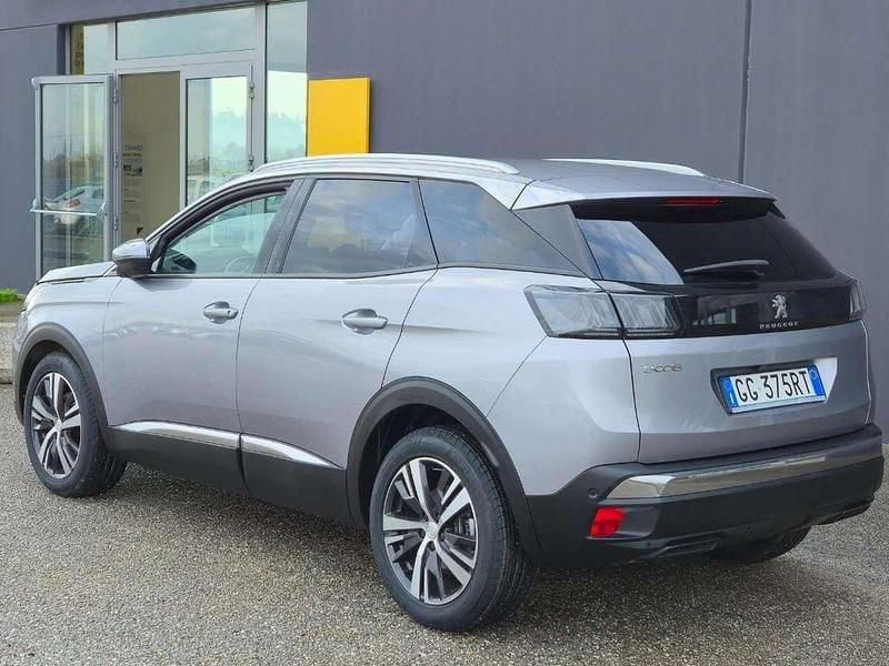 Usata Peugeot 3008 Allure 131 CV (96 kW) 2021 Grigio scuro SUV