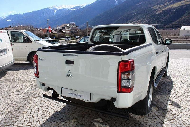 Usata Mitsubishi L200 Select 150 CV (110 kW) 2021 Bianco Pick-up