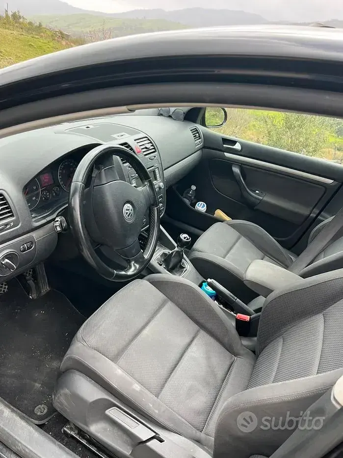 Usata VW Golf IV 105 CV (77 kW) 2006 Nero Berlina