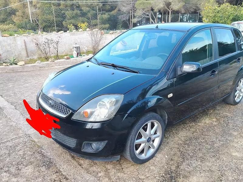 Usata Ford Fiesta 2008 Nero Utilitaria