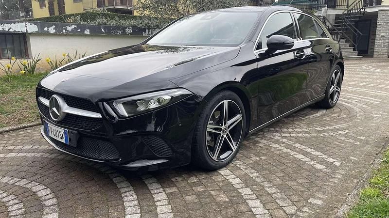 Usata Mercedes A160 109 CV (80 kW) 2019 Berlina