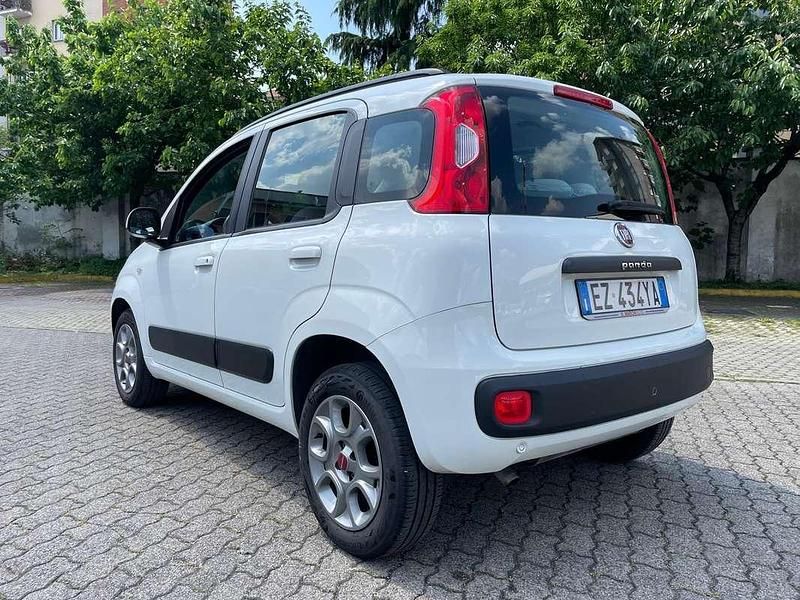 Usata Fiat Panda Lounge 84 CV (61 kW) 2015 Bianco Utilitaria
