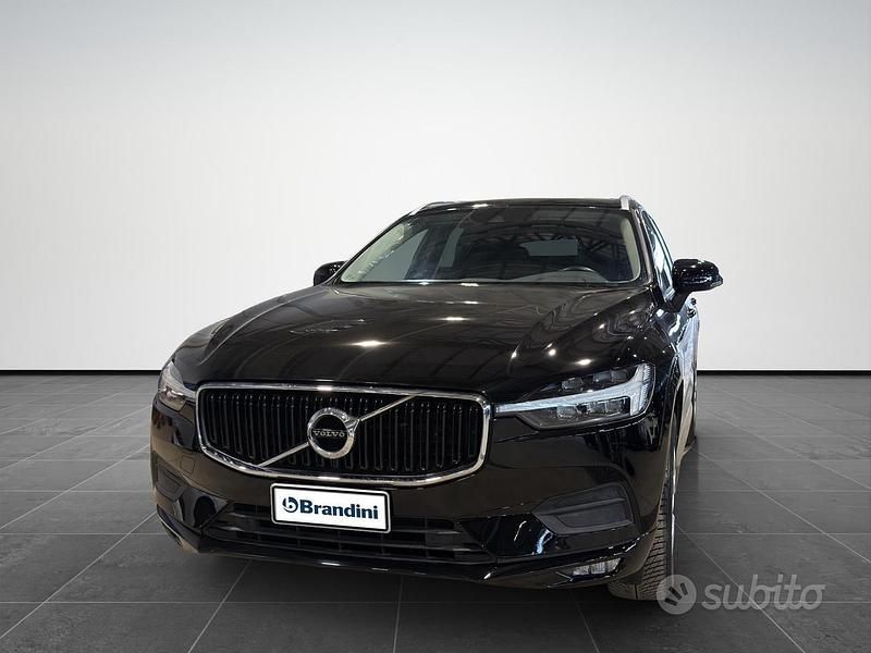 Usata Volvo XC60 Momentum 197 CV (144 kW) 2021 Nero SUV