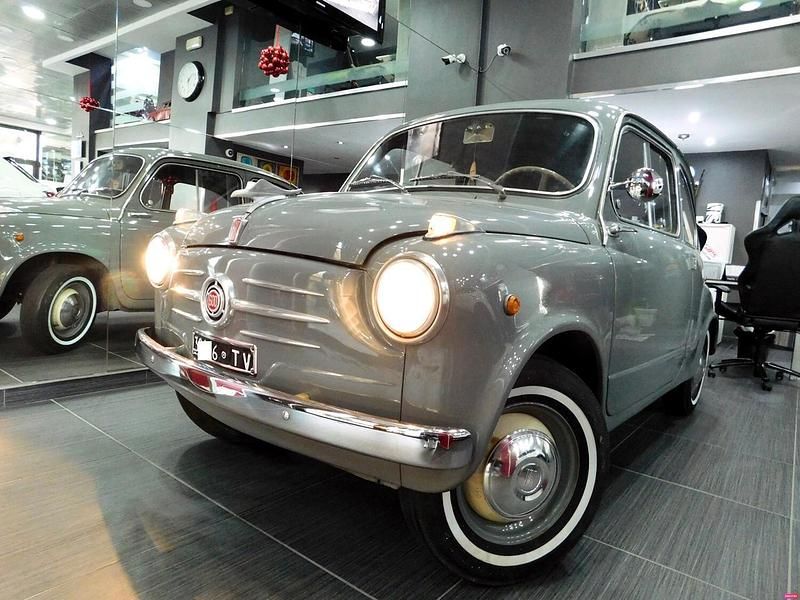 Usata Fiat 600 24 CV (17 kW) 1955 Grigio Berlina