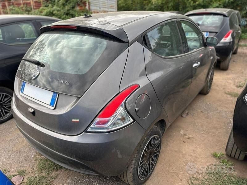 Usata Lancia Ypsilon 2023 Grigio Utilitaria