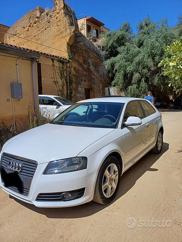 Usata Audi A3 Cabriolet Young 90 CV (66 kW) 2010 Cabrio