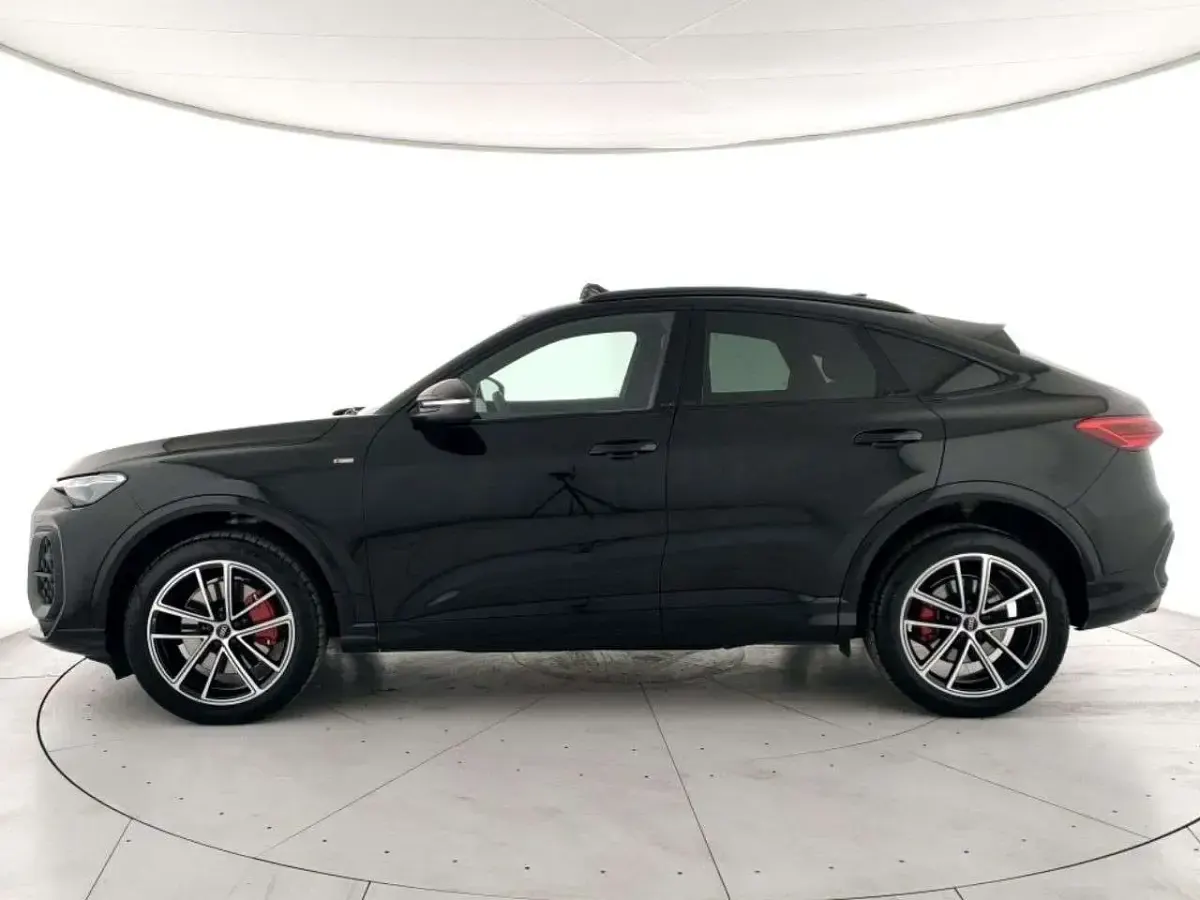 Usata Audi Q5 Sportback S-Line 204 CV (150 kW) 2025 Nero SUV