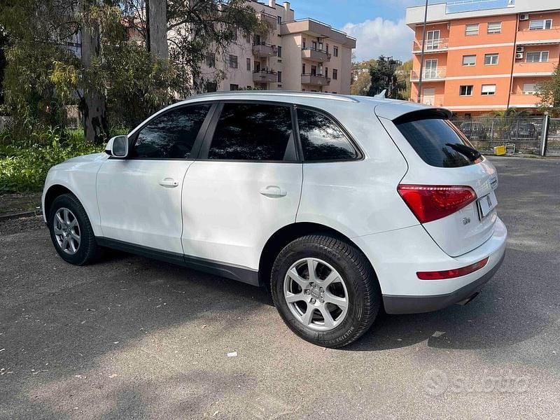 Usata Audi Q5 Ambiente 170 CV (125 kW) 2012 Bianco SUV