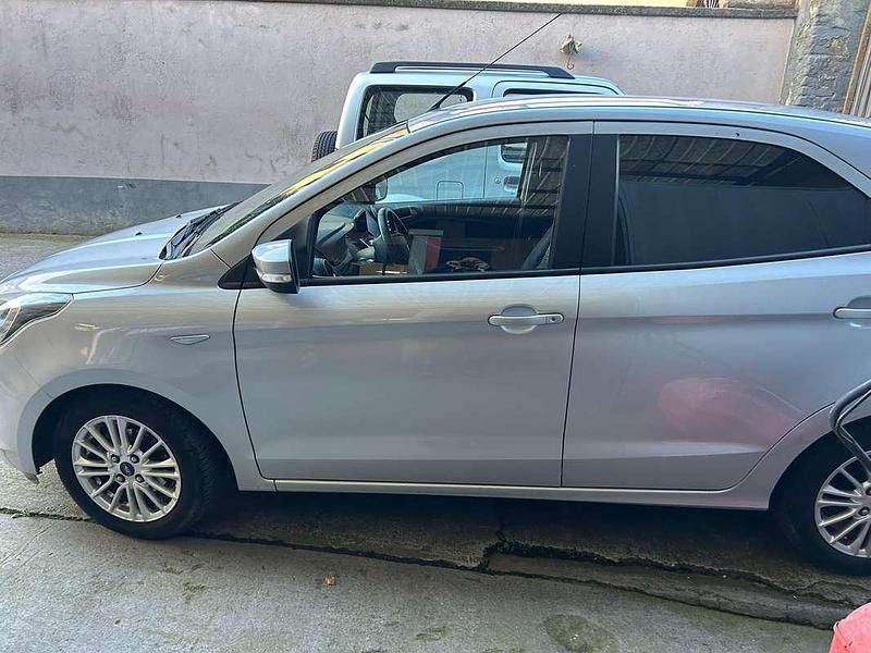 Usata Ford Ka Ultimate 86 CV (63 kW) 2018 Berlina