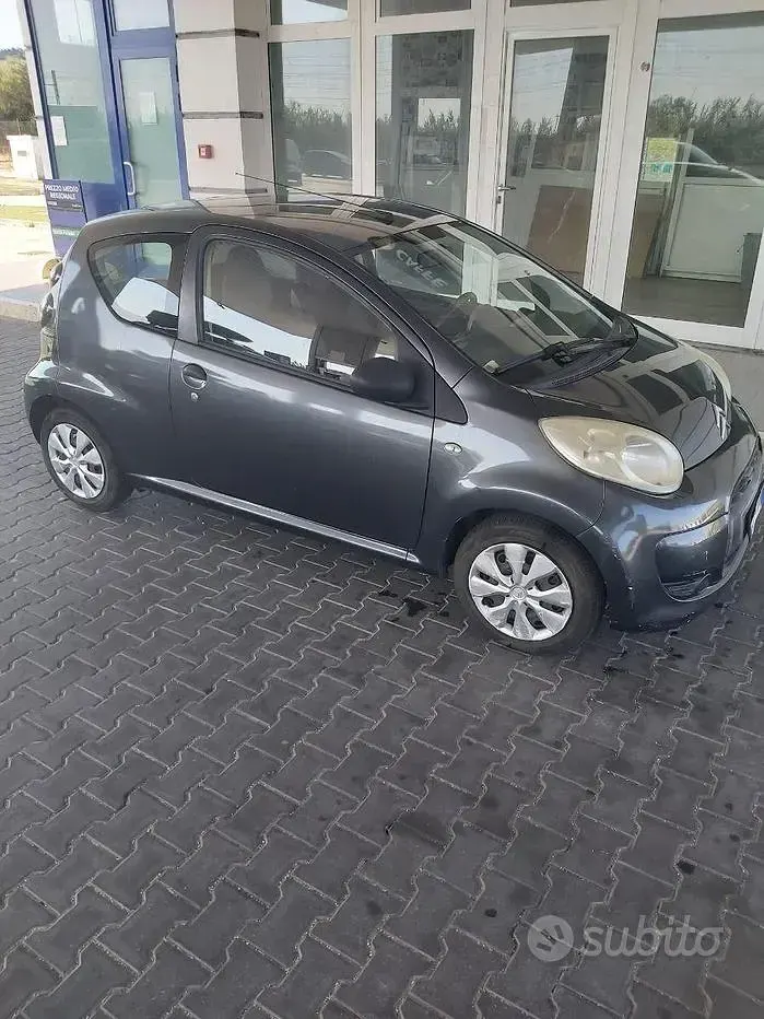 Usata Citroën C1 68 CV (50 kW) 2010 Grigio Utilitaria