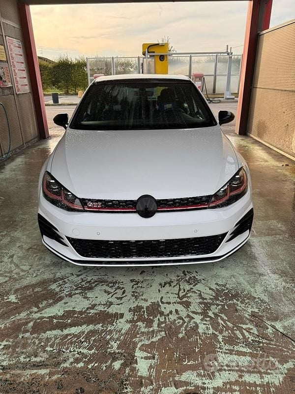Usata VW Golf VII GTI 245 CV (180 kW) 2018 Bianco Berlina