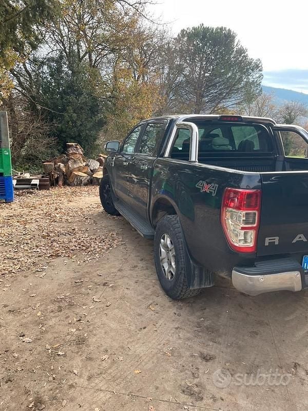 Usata Ford Ranger 160 CV (117 kW) 2017 Nero Pick-up