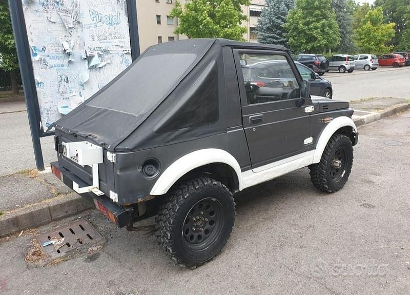 Usata Suzuki Samurai 1988 Grigio SUV