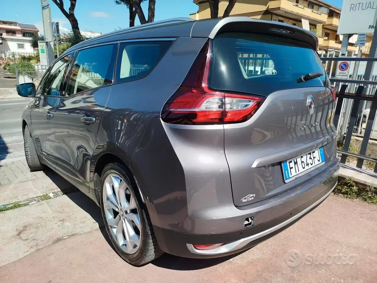 Usata Renault Grand Scénic IV 110 CV (80 kW) 2017 Other Monovolume