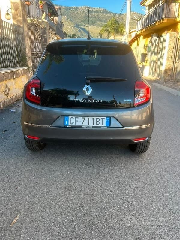 Usata Renault Twingo Intens 60 kW (82 CV) 2021 Utilitaria