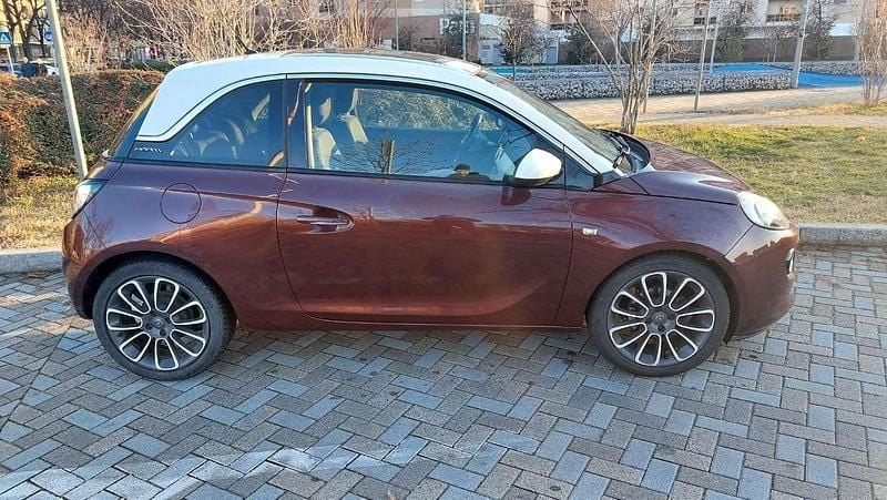 Lilla Usata 2014 Opel Adam Glam Due volumi | 6500 € (Buon prezzo) - Immagine 1/4