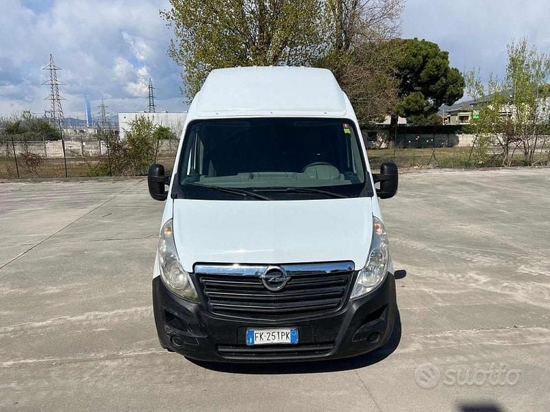Usata Opel Movano 131 CV (96 kW) 2017 Bianco Monovolume