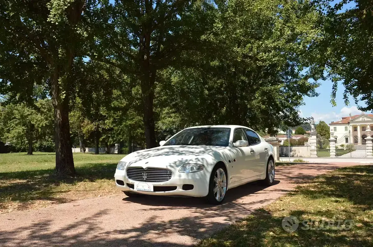 Usata Maserati Quattroporte GT 400 CV (294 kW) 2007 Bianco Berlina