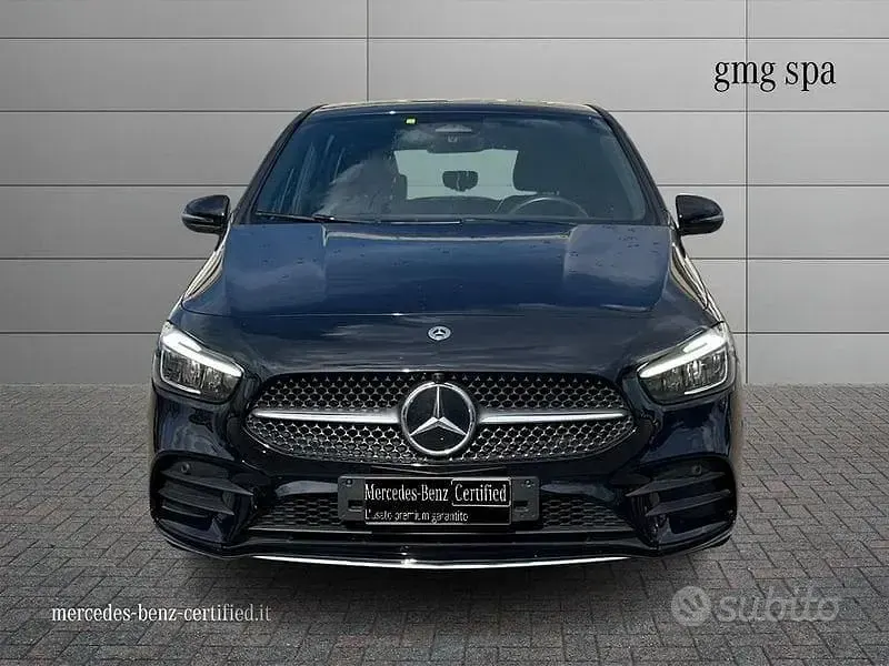 Usata Mercedes B180 AMG line 116 CV (85 kW) 2024 Nero Utilitaria