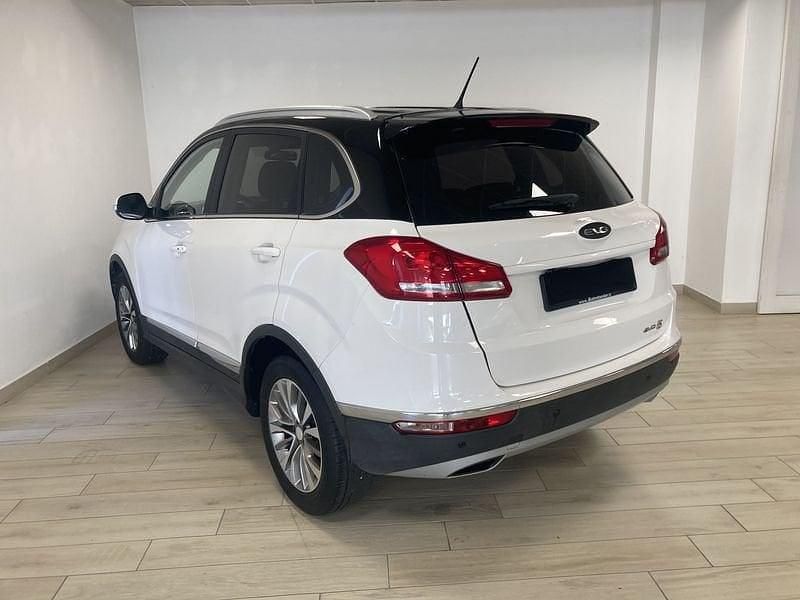 Usata EVO Evo 6 150 CV (110 kW) 2021 Bianco SUV