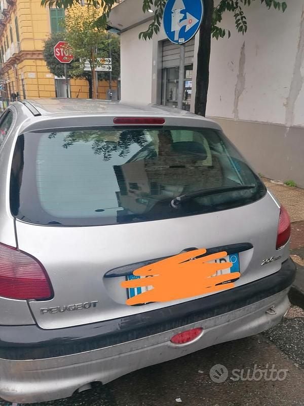 Usata Peugeot 206 2002 Grigio Utilitaria