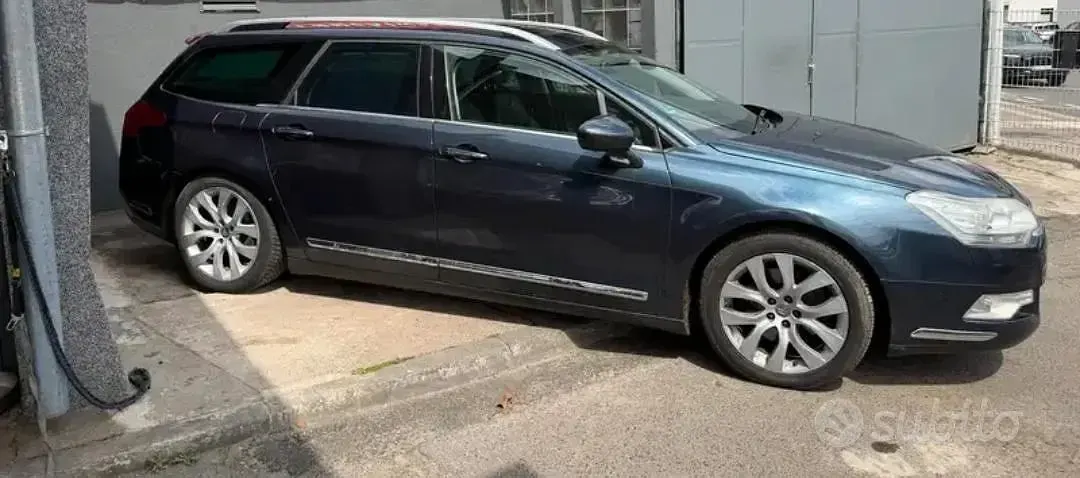 Usata Citroën C5 140 CV (102 kW) 2010 Nero Station wagon
