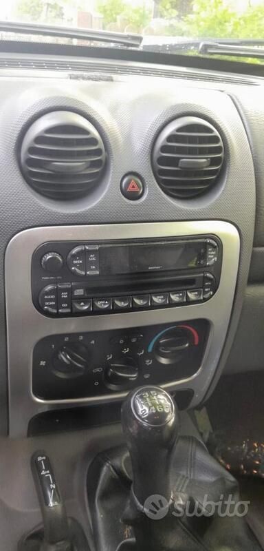 Usata Jeep Cherokee 2007 Grigio SUV