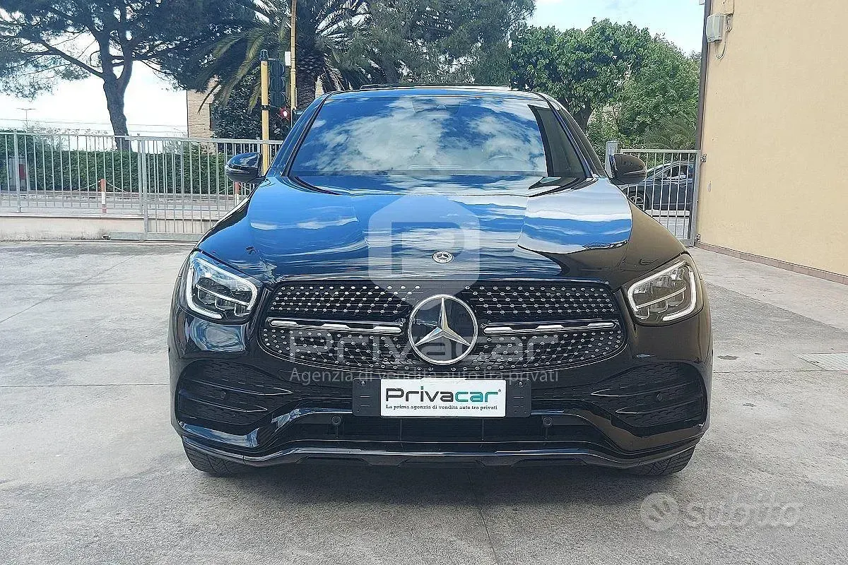 Usata Mercedes GLC220 Premium 194 CV (142 kW) 2023 Nero Coupé