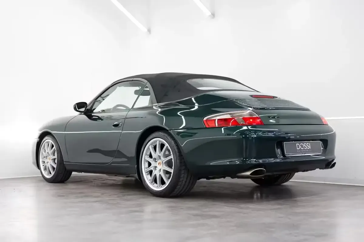 Usata Porsche 911 Carrera 319 CV (234 kW) 2002 Verde Coupé