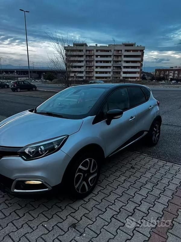 Usata Renault Captur Intens 90 CV (66 kW) 2016 SUV