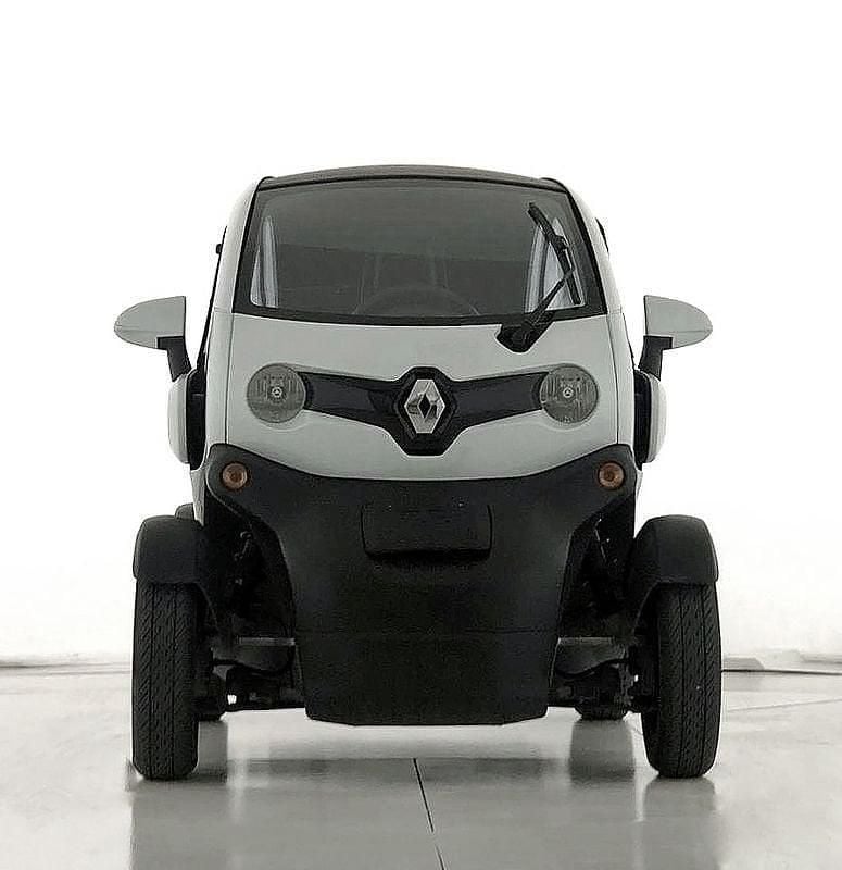 Begagnad Renault Twizy Urban 8 kW (11 HK) 2016 Vit Halvkombi