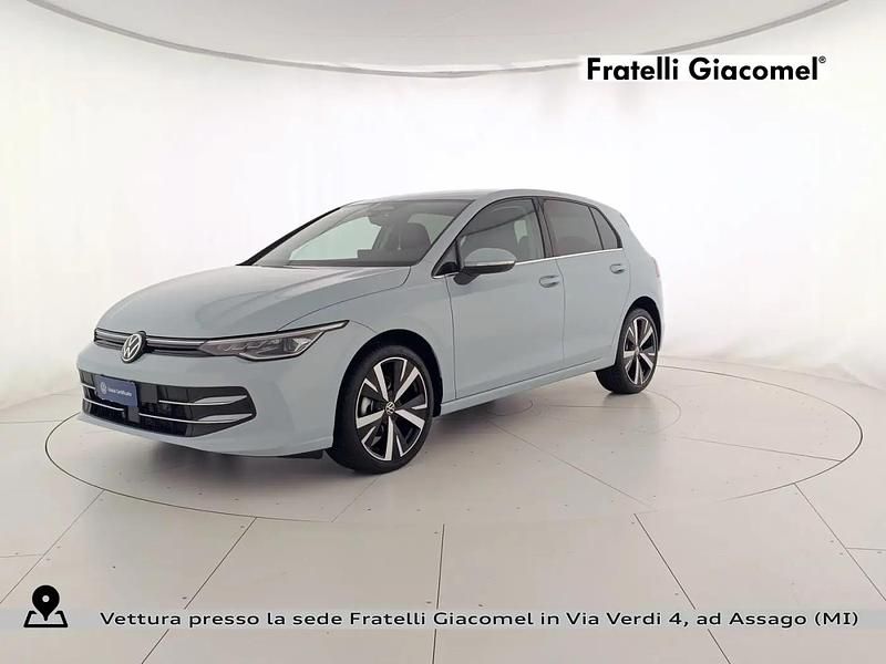 Nuova VW Golf VIII Style 150 CV (110 kW) 2026 Crystal ice blue metallizzato Berlina