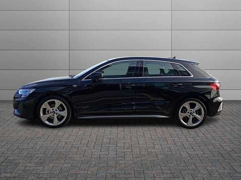 Usata Audi A3 Sportback e-tron S-Line 150 CV (110 kW) 2025 Other Utilitaria