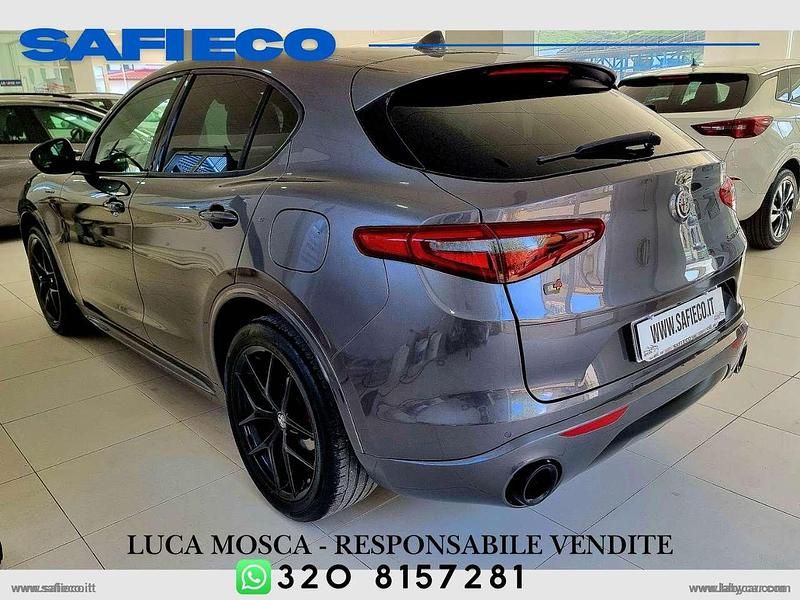 Usata Alfa Romeo Stelvio Veloce 209 CV (153 kW) 2021 Grigio SUV