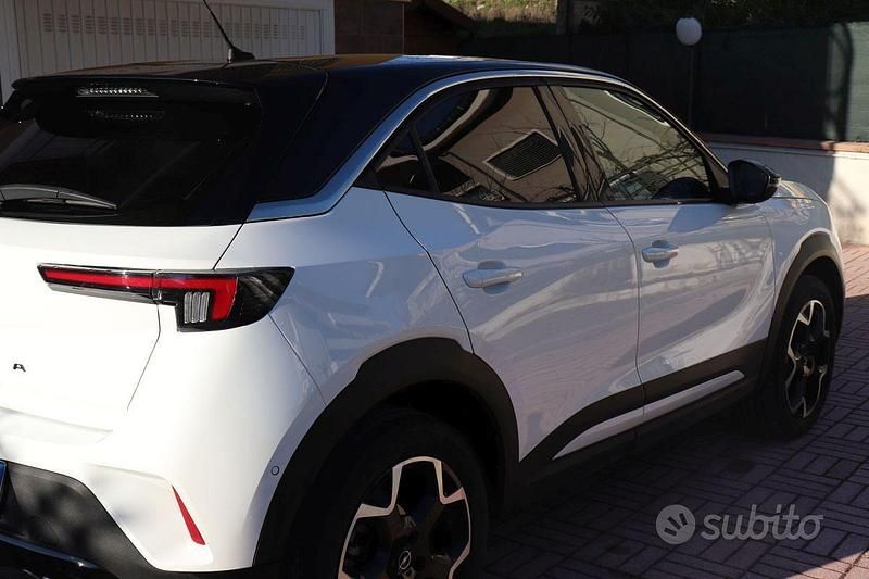 Usata Opel Mokka Ultimate 136 CV (100 kW) 2024 Bianco SUV